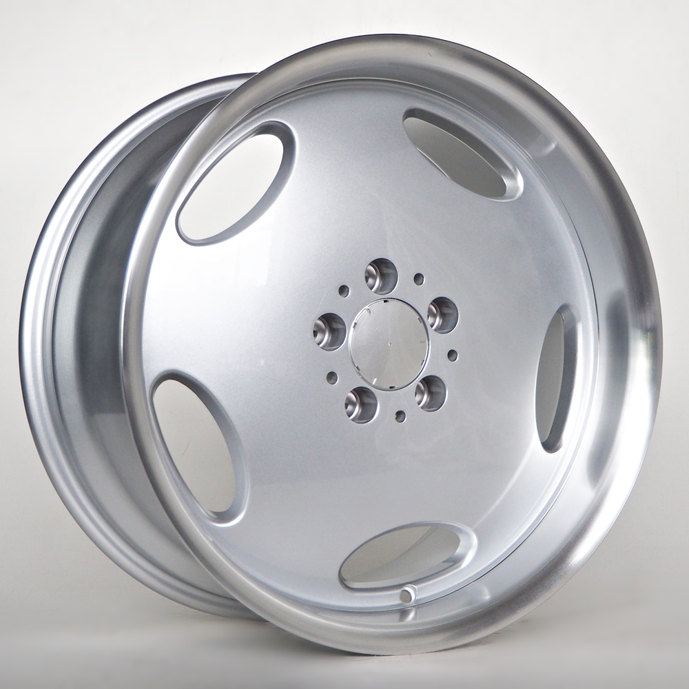 Llanta 4R Luca Silver/Lip Machined