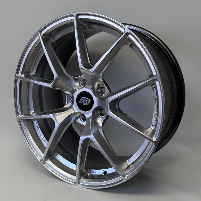 [NT-RDPT851811245HS] Llanta Racin Division Pista Hyper Silver